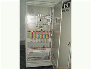 广东通道动力柜内景
